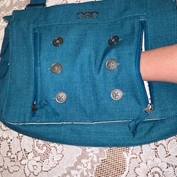 OGIO Crossbody Laptop Tablet Book Bag - Picture 5 of 15